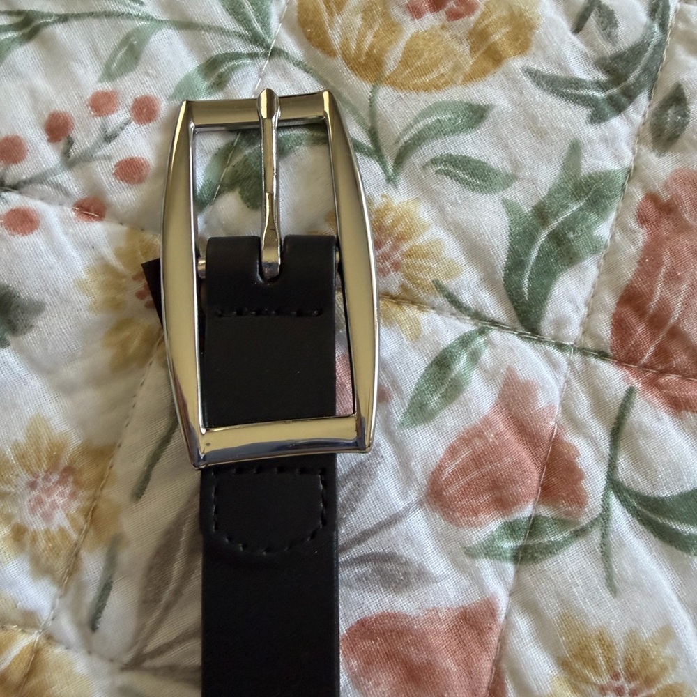 NEW Express Belt Black Slim Leather Belt Size S/P Slim Design